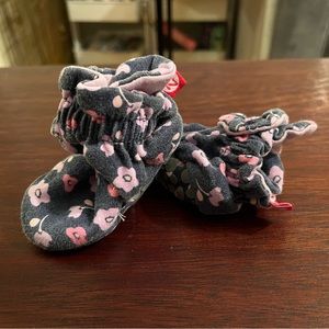 Zutano 6 month booties